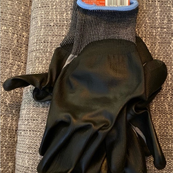 Milwaukee High Dexterity Gloves 2 Pair - Picture 4 of 5